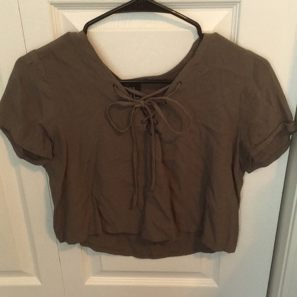 Forever 21 army green crop top size medium